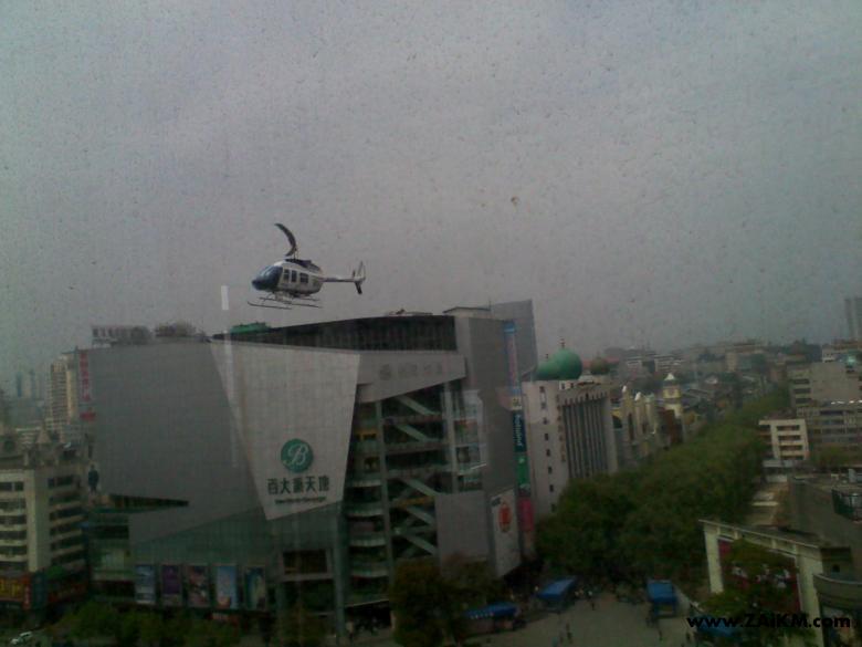 市中心看到昆明的首架警用直升机(多图)[图1]